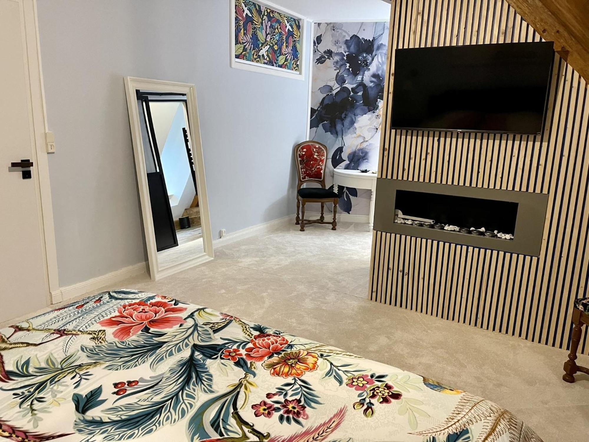 A L'Ombre Des Tilleuls Husseren-Wesserling Quarto foto